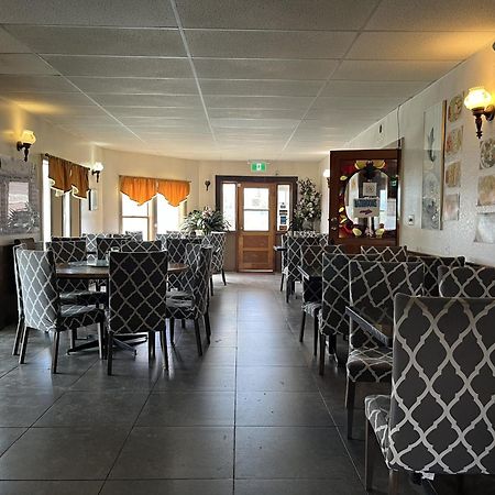 Kluane Park Inn Haines Junction Eksteriør bilde
