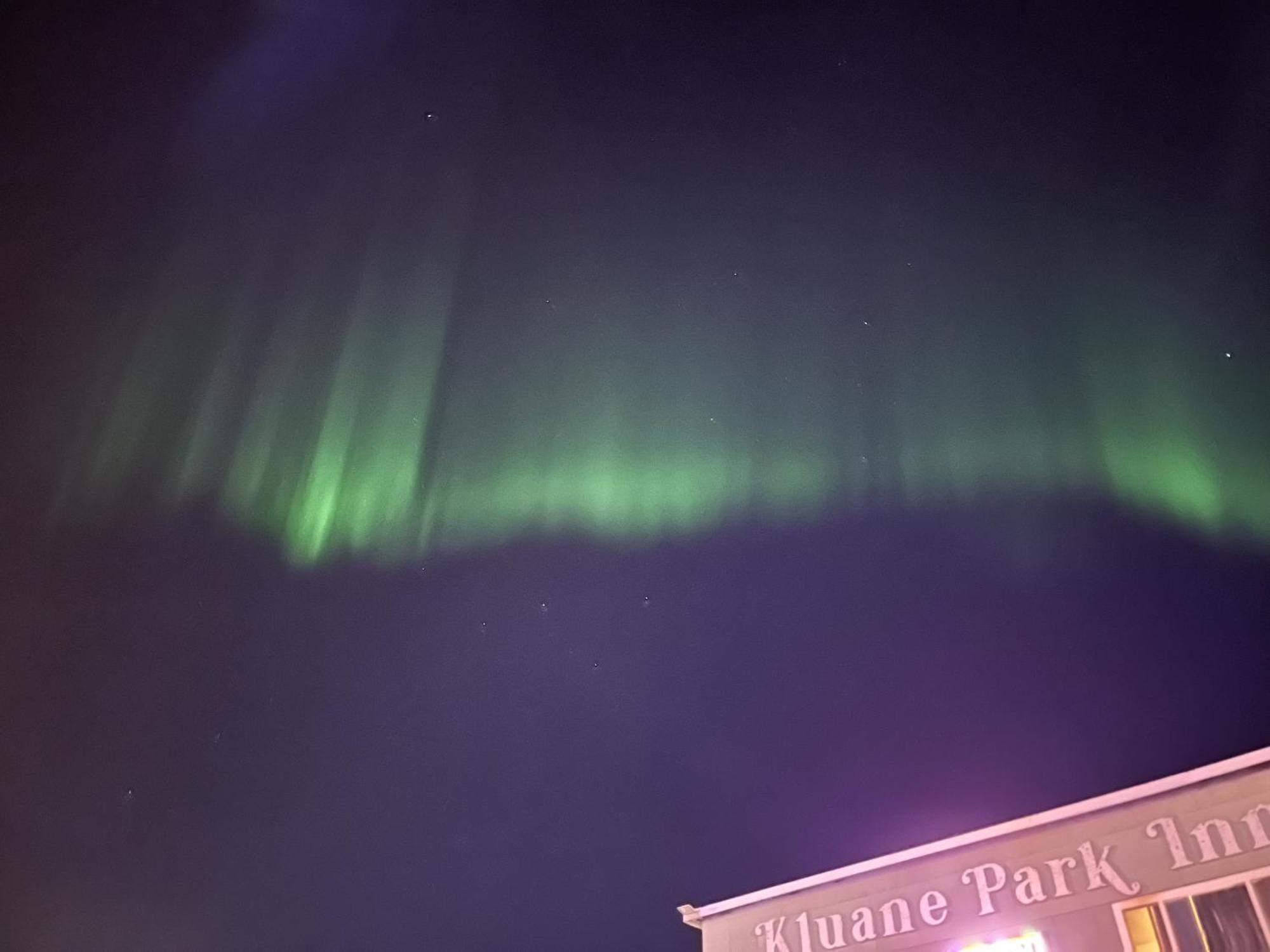 Kluane Park Inn Haines Junction Eksteriør bilde