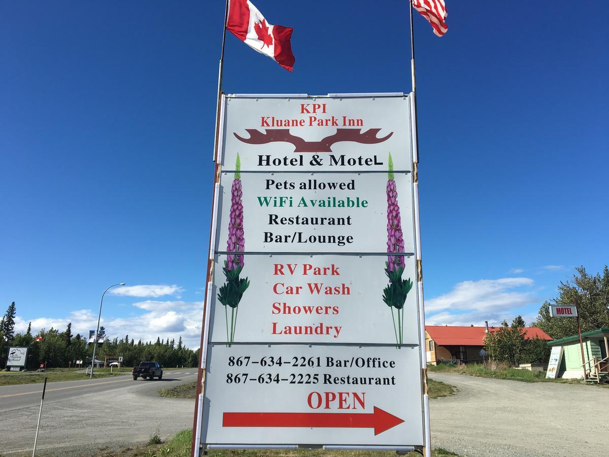 Kluane Park Inn Haines Junction Eksteriør bilde